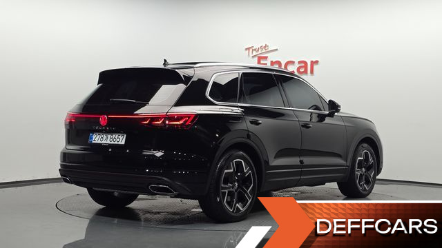 Volkswagen TOUAREG 3.0 TDI Prestige купить на сайте DeffCars