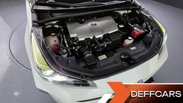 Toyota PRIUS 1.8 купить на сайте DeffCars