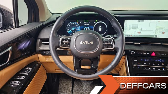 Kia CARNIVAL Gasoline 7-Seater Signature купить на сайте DeffCars