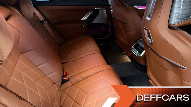 BMW 7-SERIES 740i xDrive M Sport купить на сайте DeffCars