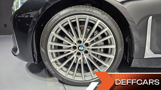 BMW 7-SERIES 740Li xDrive Design Pure Excellence купить на сайте DeffCars