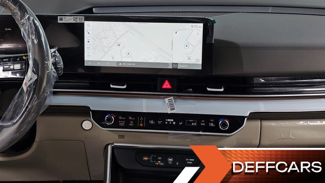Kia CARNIVAL HEV 7-Seater Hi Limousine Signature купить на сайте DeffCars
