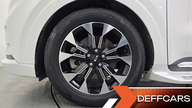 Kia CARNIVAL Gasoline 9-Seater Hi-Limousine Signature купить на сайте DeffCars