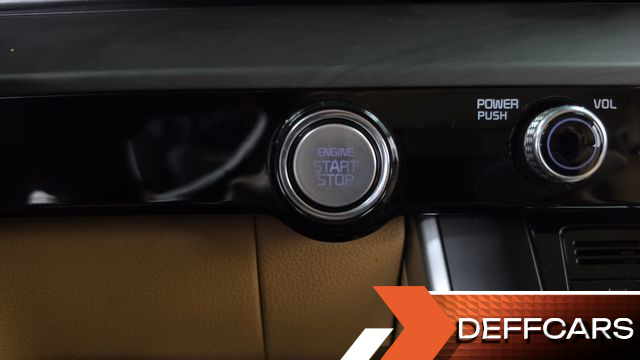 Kia CARNIVAL Diesel 9-Seater Prestige купить на сайте DeffCars