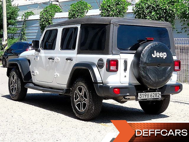 Jeep WRANGLER 2.0 Sport 4Door купить на сайте DeffCars