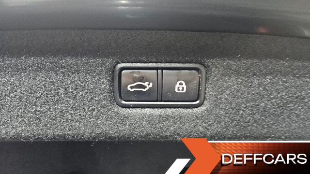 Genesis EQ900 3.8 GDI AWD Premium Luxury купить на сайте DeffCars