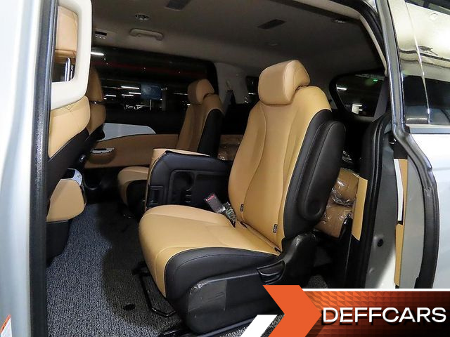 Kia CARNIVAL Gasoline 11-Seater Noblesse купить на сайте DeffCars