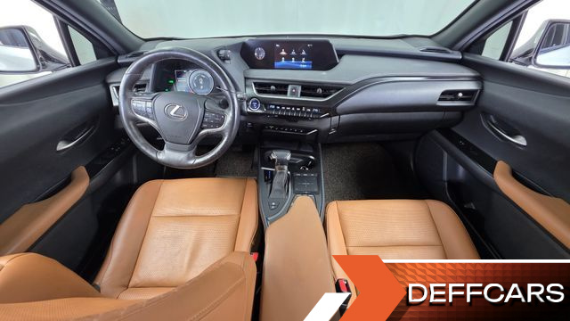 Lexus UX 2.0 2WD купить на сайте DeffCars