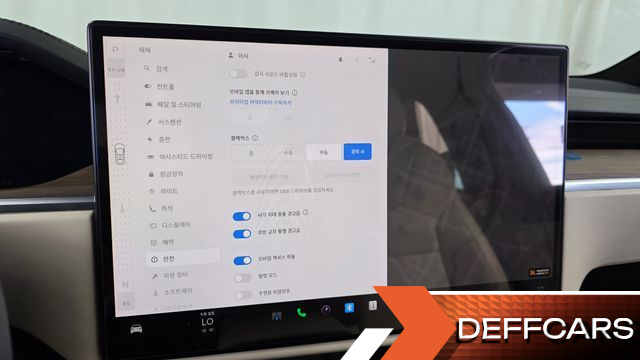 Tesla MODEL X AWD купить на сайте DeffCars