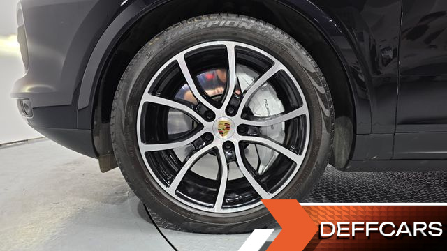 Porsche CAYENNE 3.0 купить на сайте DeffCars