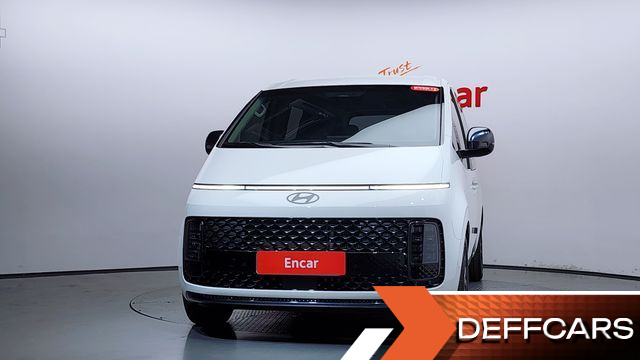 Hyundai STARIA Lounge 9-Seater Prestige купить на сайте DeffCars