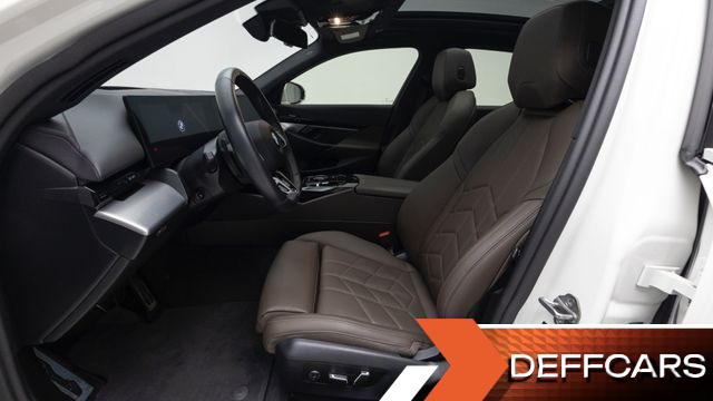 BMW 5-SERIES 520i M Sport купить на сайте DeffCars
