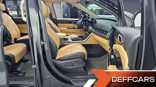 Kia CARNIVAL 9-Seater Signature купить на сайте DeffCars