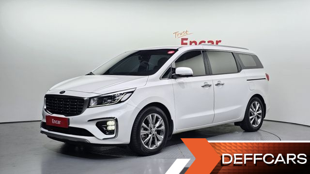 Kia CARNIVAL 7-Seater Limousine VIP купить на сайте DeffCars