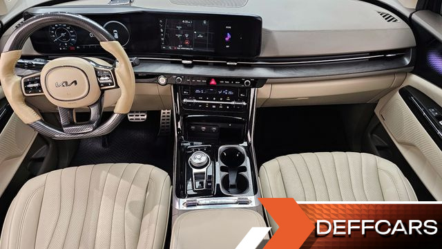 Kia CARNIVAL Gasoline 9-Seater Signature купить на сайте DeffCars