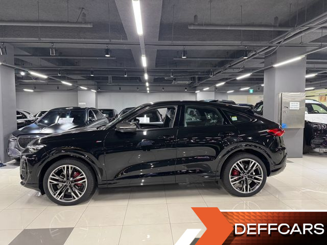 Audi Q5 45 TFSI Quattro S Line Black Edition Sport Back купить на сайте DeffCars