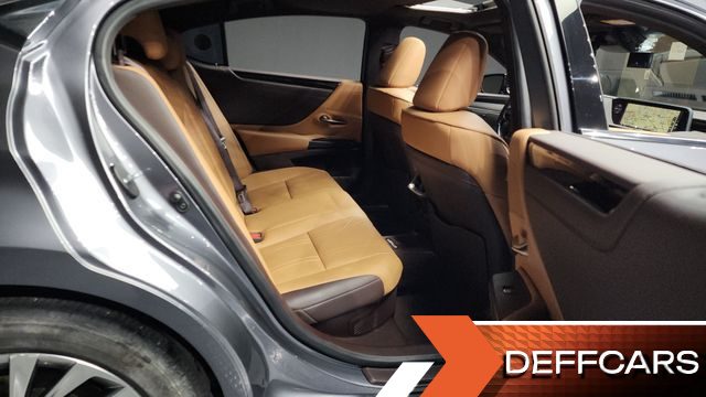 Lexus ES Luxury Plus купить на сайте DeffCars