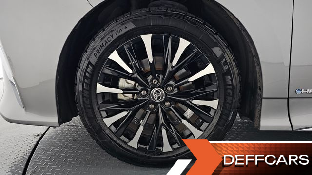 Toyota ALPHARD 2.5 HEV Executive AWD купить на сайте DeffCars