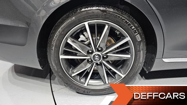 Hyundai GRANDEUR 3.0 LPi Premium Choice купить на сайте DeffCars