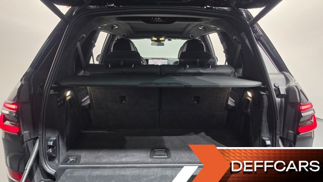 BMW X7 xDrive 40i M Sport 6STR купить на сайте DeffCars