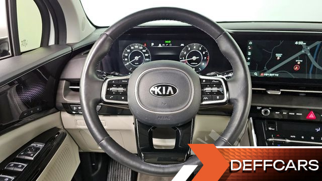 Kia CARNIVAL Gasoline 9-Seater Signature купить на сайте DeffCars