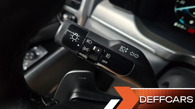 Kia SORENTO Diesel 2.2 4WD Signature купить на сайте DeffCars