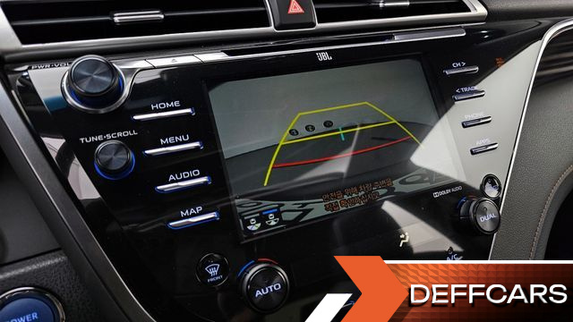Toyota CAMRY 2.5 XLE Hybrid купить на сайте DeffCars