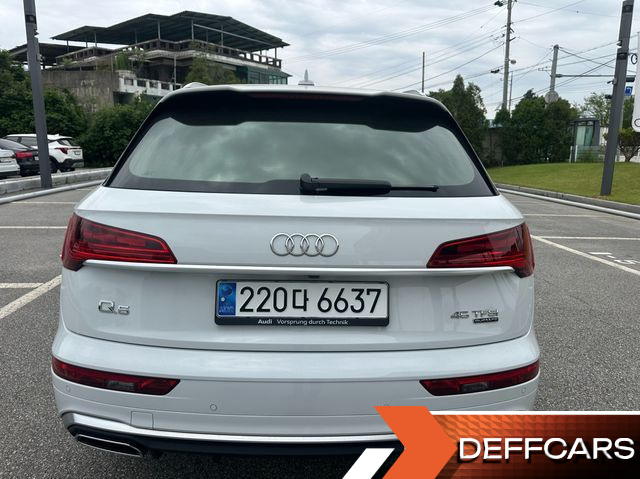 Audi Q5 45 TFSI Quattro Premium купить на сайте DeffCars