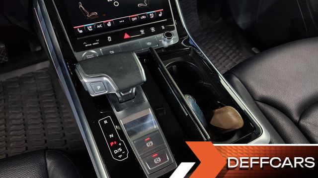Audi Q8 45 TDI Quattro Premium купить на сайте DeffCars