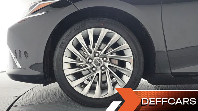 Lexus ES Luxury купить на сайте DeffCars