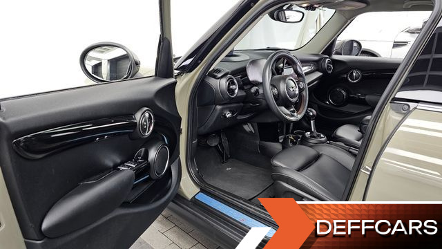 Mini COOPER 5Door Standard 3rd купить на сайте DeffCars