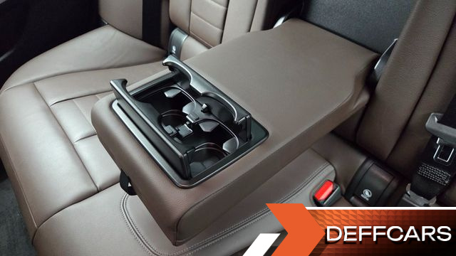 BMW 3-SERIES 320i Luxury купить на сайте DeffCars