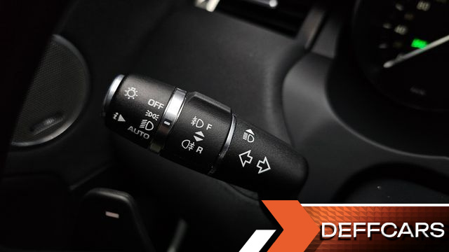 Land Rover RANGE ROVER EVOQUE 2.0 TD4 HSE купить на сайте DeffCars