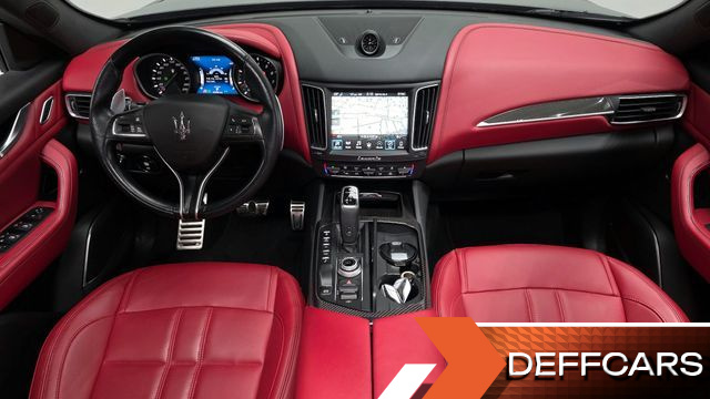 Maserati LEVANTE 3.0 AWD GranSport купить на сайте DeffCars