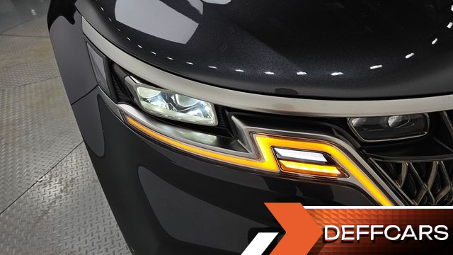 Kia CARNIVAL Diesel 9-Seater Signature купить на сайте DeffCars