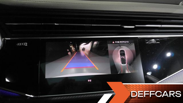 Audi RSQ8 4.0 TFSI Quattro Performance купить на сайте DeffCars