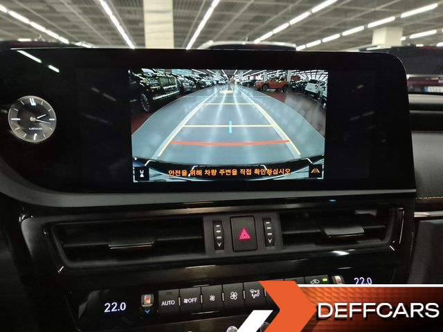 Lexus ES Luxury Plus купить на сайте DeffCars