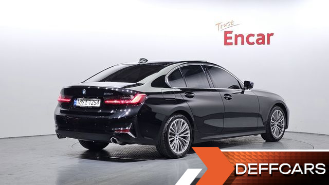 BMW 3-SERIES 320i Luxury купить на сайте DeffCars