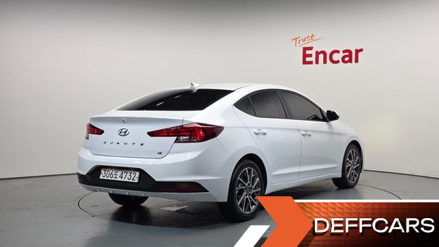 Hyundai AVANTE 1.6 Smart Choice купить на сайте DeffCars