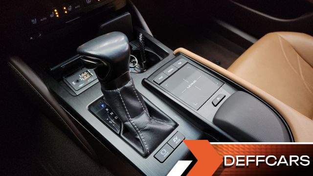 Lexus ES Luxury Plus купить на сайте DeffCars