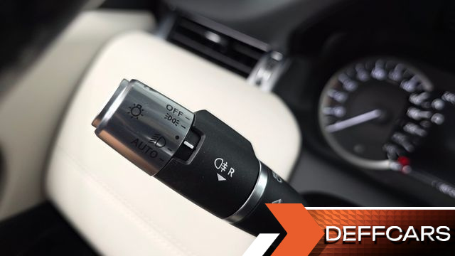 Land Rover DISCOVERY SPORT D150 S купить на сайте DeffCars