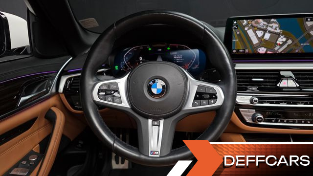 BMW 5-SERIES 520i M Sport купить на сайте DeffCars
