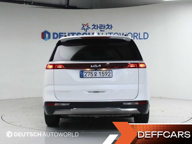 Kia CARNIVAL 7-Seater Noblesse купить на сайте DeffCars