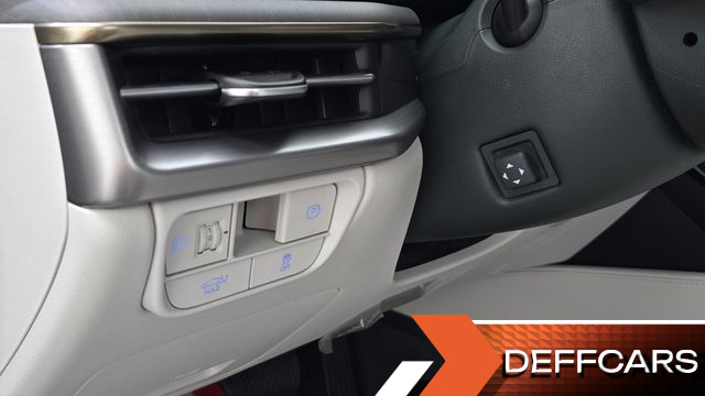Hyundai GRANDEUR 2,5 Gasoline 2WD Calligraphy купить на сайте DeffCars