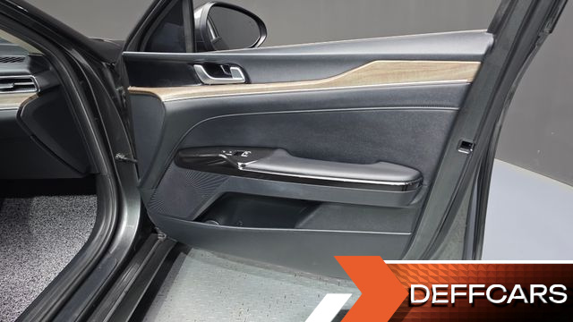 Kia K5 2.0 Noblesse купить на сайте DeffCars