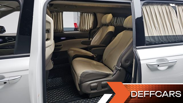 Kia CARNIVAL Gasoline 7-Seater Hi-Limousine Signature купить на сайте DeffCars