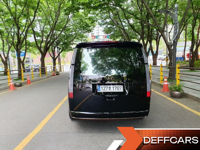 Hyundai STARIA Lounge 7-Seater Inspiration купить на сайте DeffCars