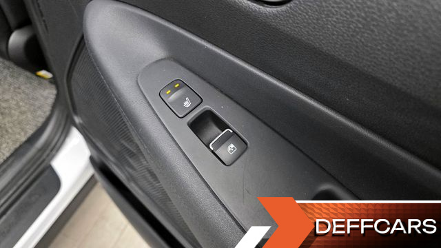 Hyundai SANTAFE Diesel 2.2 2WD Prestige купить на сайте DeffCars