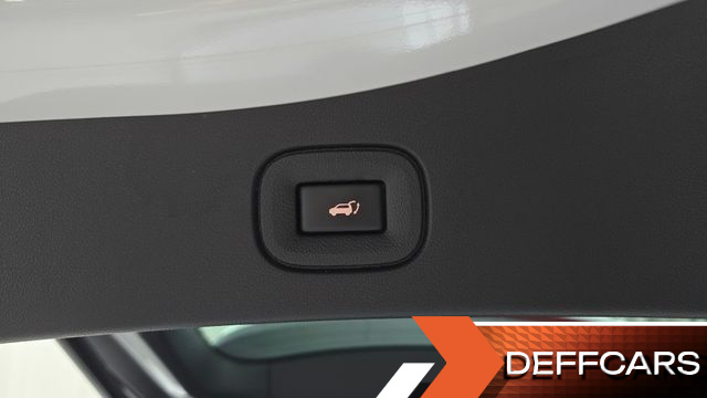 Renault-KoreaSamsung QM6 2.0 GDe LE Signature 2WD купить на сайте DeffCars