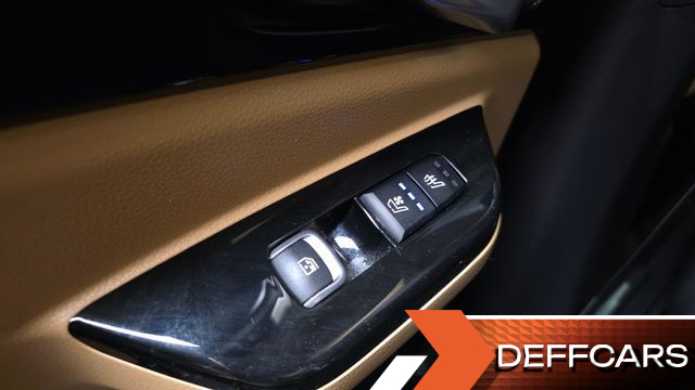 Kia CARNIVAL Gasoline 7-Seater Noblesse купить на сайте DeffCars